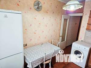 1-к квартира, посуточно, 36м2, 3/9 этаж