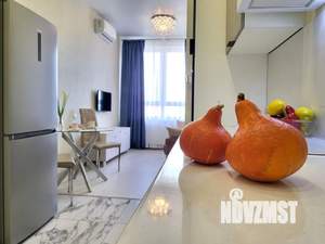 1-к квартира, посуточно, 38м2, 13/19 этаж