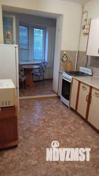 1-к квартира, посуточно, 40м2, 3/9 этаж