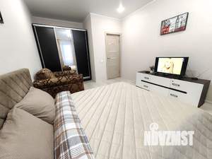 1-к квартира, посуточно, 42м2, 1/1 этаж