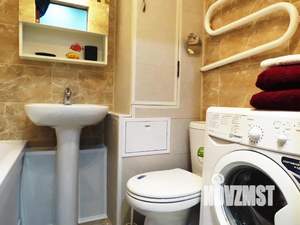 1-к квартира, посуточно, 40м2, 6/9 этаж