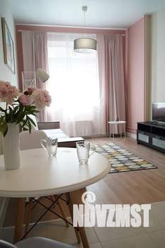 2-к квартира, посуточно, 38м2, 1/15 этаж