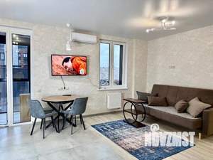 Студия квартира, посуточно, 35м2, 7/10 этаж