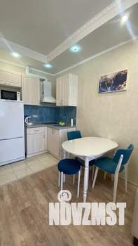 2-к квартира, посуточно, 45м2, 6/15 этаж