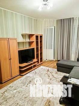 1-к квартира, на длительный срок, 50м2, 3/17 этаж