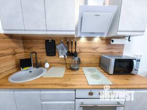 1-к квартира, посуточно, 42м2, 1/1 этаж