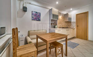 1-к квартира, на длительный срок, 55м2, 3/6 этаж