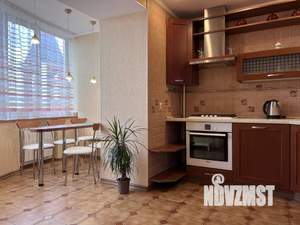 1-к квартира, посуточно, 42м2, 1/1 этаж