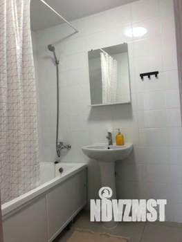 2-к квартира, посуточно, 37м2, 1/1 этаж