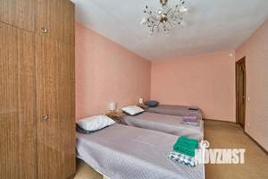 2-к квартира, посуточно, 50м2, 1/1 этаж