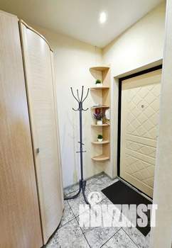 Студия квартира, посуточно, 32м2, 10/17 этаж