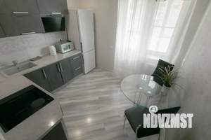 1-к квартира, посуточно, 40м2, 9/15 этаж