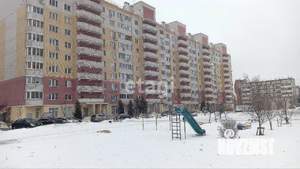 1-к квартира, на длительный срок, 52м2, 7/10 этаж