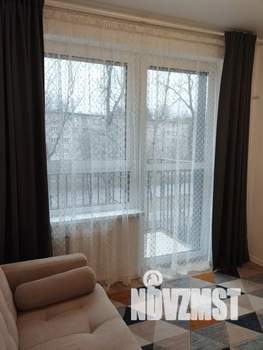 1-к квартира, посуточно, 38м2, 3/9 этаж