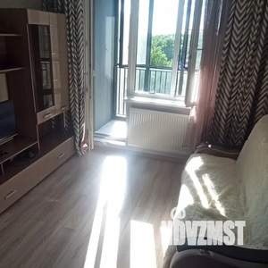 Студия квартира, посуточно, 35м2, 8/15 этаж