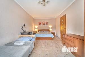2-к квартира, посуточно, 47м2, 3/4 этаж