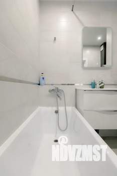 1-к квартира, посуточно, 40м2, 9/15 этаж