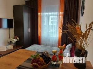 Студия квартира, посуточно, 21м2, 1/15 этаж