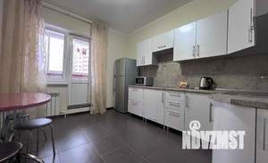 1-к квартира, посуточно, 42м2, 1/1 этаж