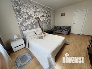 1-к квартира, посуточно, 42м2, 1/1 этаж