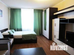 1-к квартира, посуточно, 40м2, 6/9 этаж