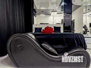 1-к квартира, посуточно, 40м2, 1/2 этаж