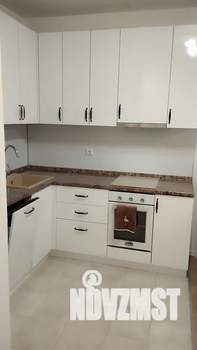 1-к квартира, посуточно, 38м2, 3/9 этаж