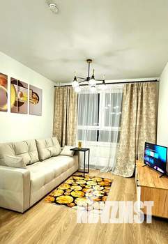 1-к квартира, посуточно, 38м2, 12/22 этаж