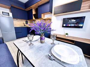 2-к квартира, посуточно, 44м2, 1/1 этаж