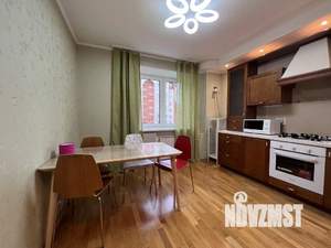 2-к квартира, посуточно, 81м2, 1/1 этаж