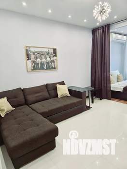 1-к квартира, посуточно, 49м2, 8/9 этаж