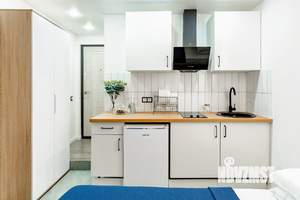 Студия квартира, посуточно, 14м2, 1/5 этаж