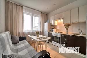 1-к квартира, посуточно, 42м2, 1/1 этаж