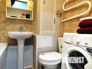 1-к квартира, посуточно, 40м2, 6/9 этаж
