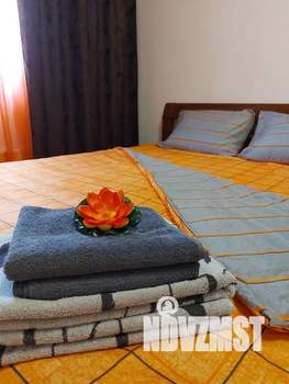 Студия квартира, посуточно, 21м2, 1/15 этаж