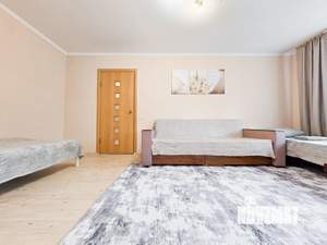 2-к квартира, посуточно, 47м2, 3/4 этаж