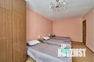 2-к квартира, посуточно, 50м2, 5/5 этаж