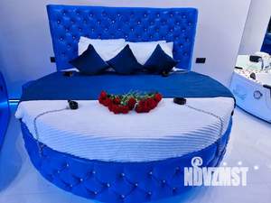 1-к квартира, посуточно, 40м2, 1/2 этаж