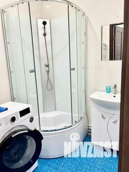 1-к квартира, посуточно, 35м2, 8/17 этаж