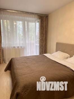 1-к квартира, посуточно, 40м2, 4/9 этаж