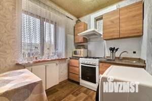 3-к квартира, посуточно, 57м2, 1/1 этаж