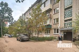 2-к квартира, посуточно, 50м2, 1/1 этаж