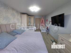 2-к квартира, вторичка, 56м2, 1/10 этаж