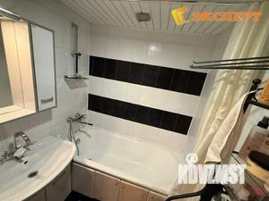 3-к квартира, вторичка, 65м2, 8/9 этаж