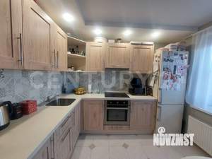 2-к квартира, вторичка, 56м2, 1/10 этаж