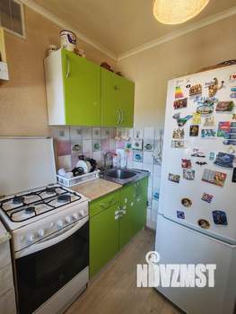 2-к квартира, вторичка, 49м2, 1/4 этаж