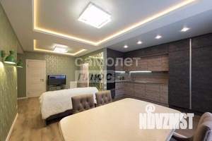 4-к квартира, вторичка, 142м2, 1/10 этаж