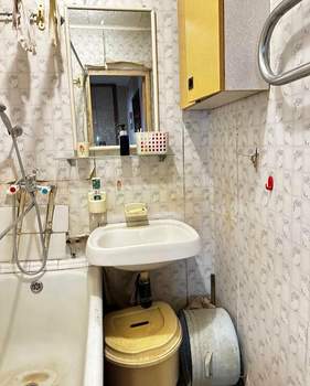 3-к квартира, вторичка, 67м2, 4/4 этаж