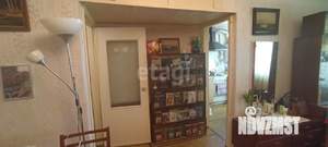 2-к квартира, вторичка, 40м2, 1/4 этаж