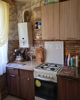 2-к квартира, вторичка, 44м2, 1/4 этаж